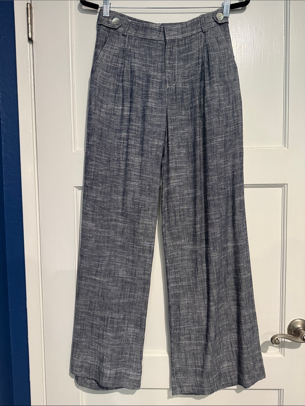 Zara Gray Wide-Leg Pleated Trousers